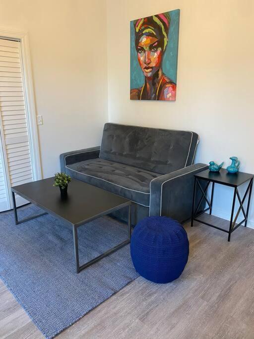 Chic Bungalow Apartment Steps From Armature Works & Downtown Riverwalk แทมปา ภายนอก รูปภาพ